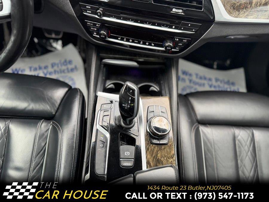 Used 2017 BMW 540i xDrive image 30