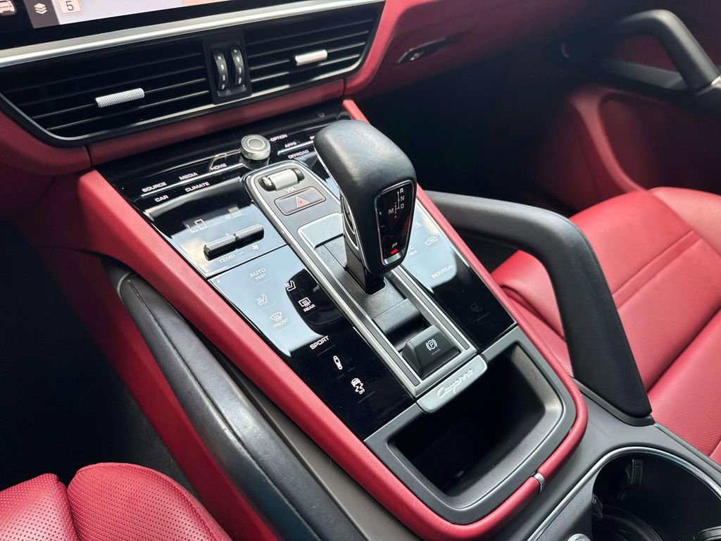 Certified 2023 Porsche Cayenne GTS AWD/4WD image 27