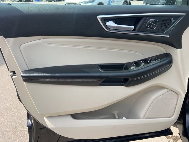 Used 2024 Ford Edge Titanium AWD/4WD image 22