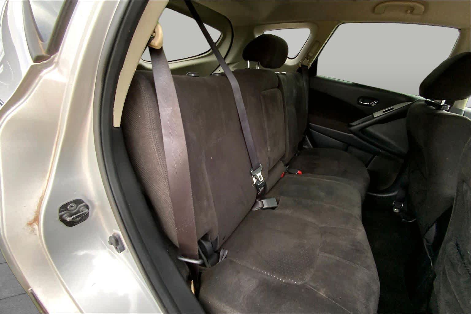 Used 2013 Nissan Murano SV AWD/4WD image 18