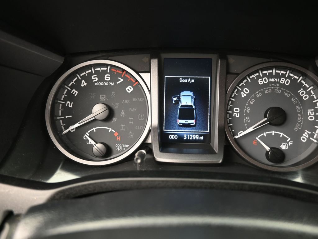 Used 2023 Toyota Tacoma TRD Sport image 15