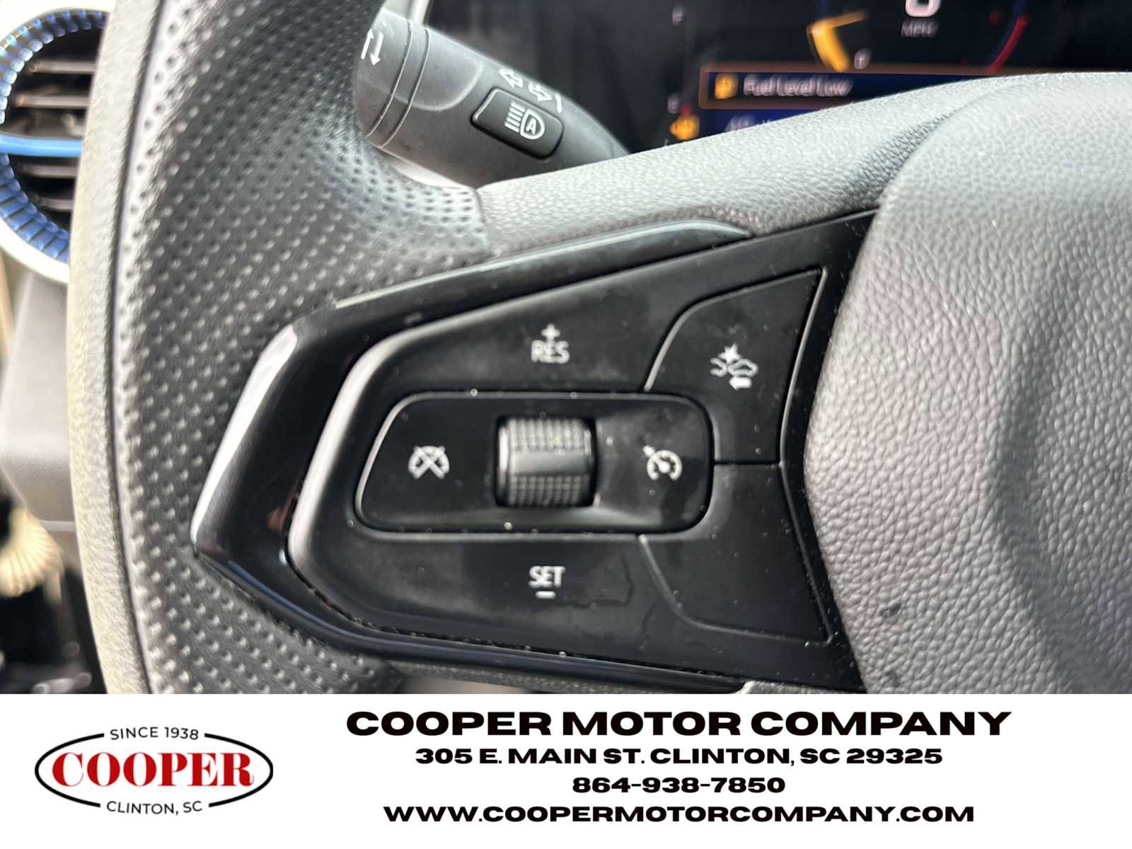 Used 2024 Chevrolet Trax LT FWD image 24