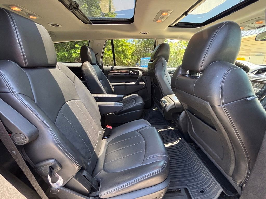 Used 2017 Buick Enclave Leather FWD image 19