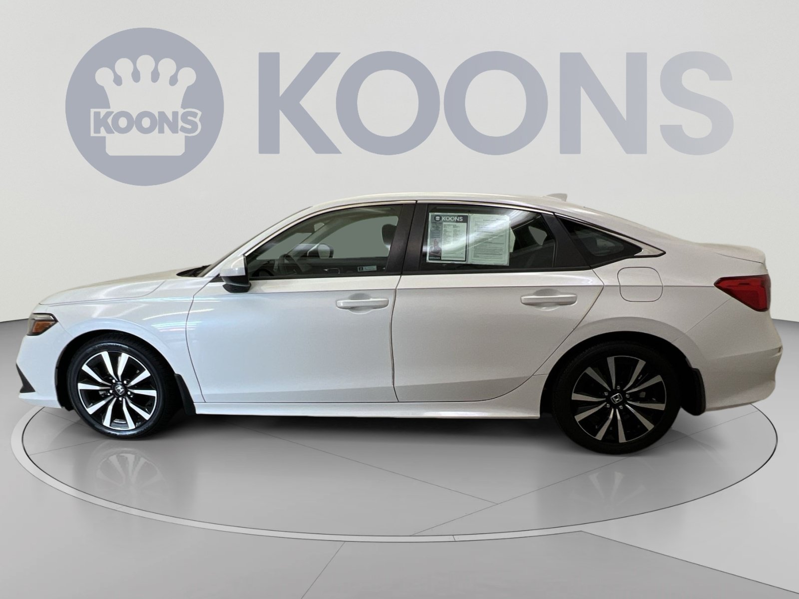 Used 2023 Honda Civic EX image 5