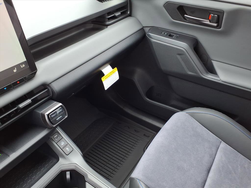 New 2026 Toyota RAV4 XSE AWD/4WD image 18