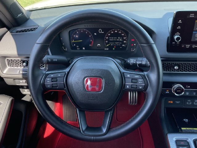 Used 2025 Honda Civic Type R image 12