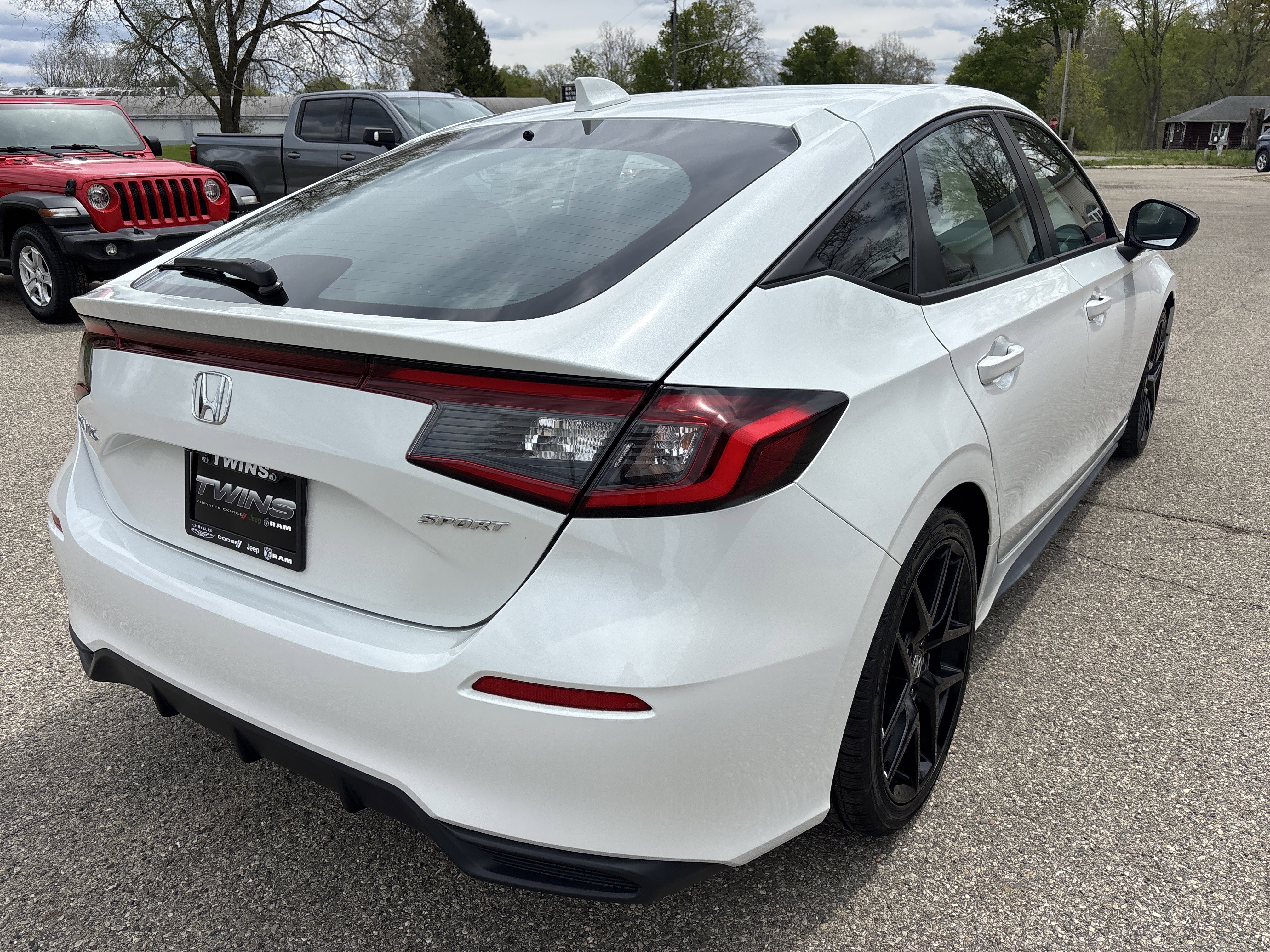 Used 2022 Honda Civic Sport image 4