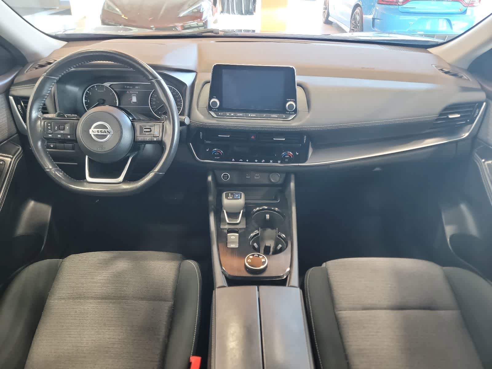 Used 2021 Nissan Rogue SV AWD/4WD image 26