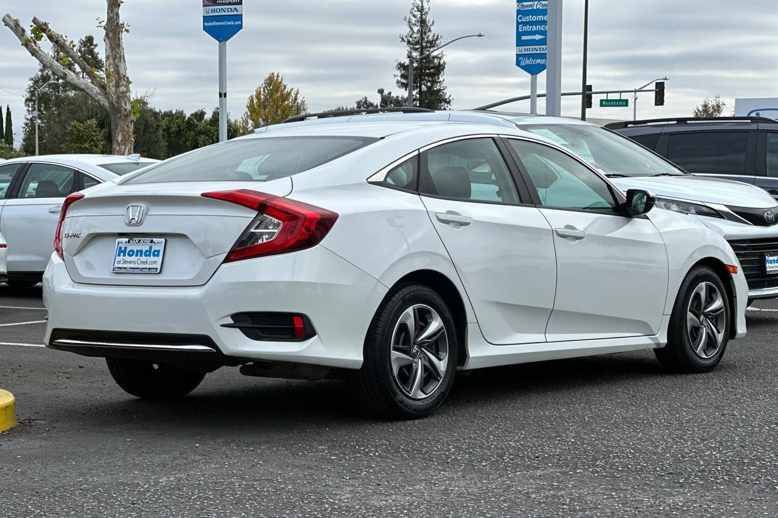 Used 2019 Honda Civic LX image 9