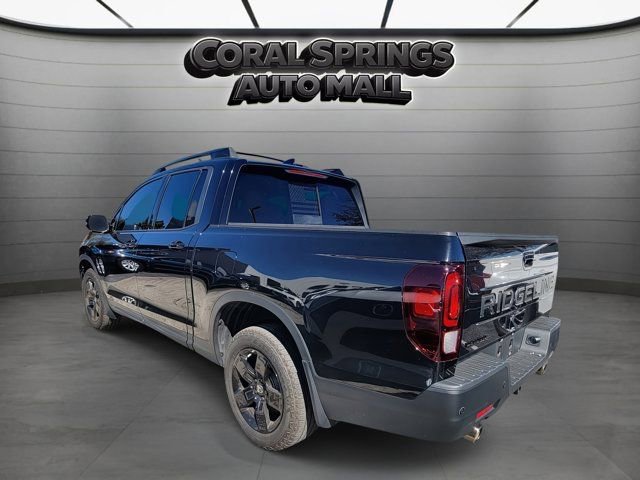 Used 2024 Honda Ridgeline Black Edition image 3