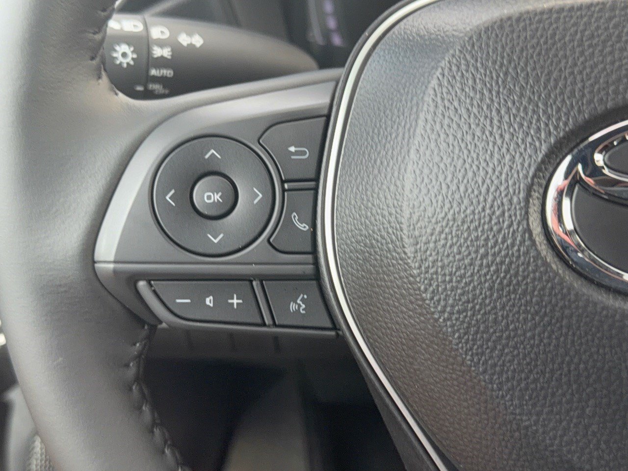New 2027 Toyota Corolla SE FWD image 19