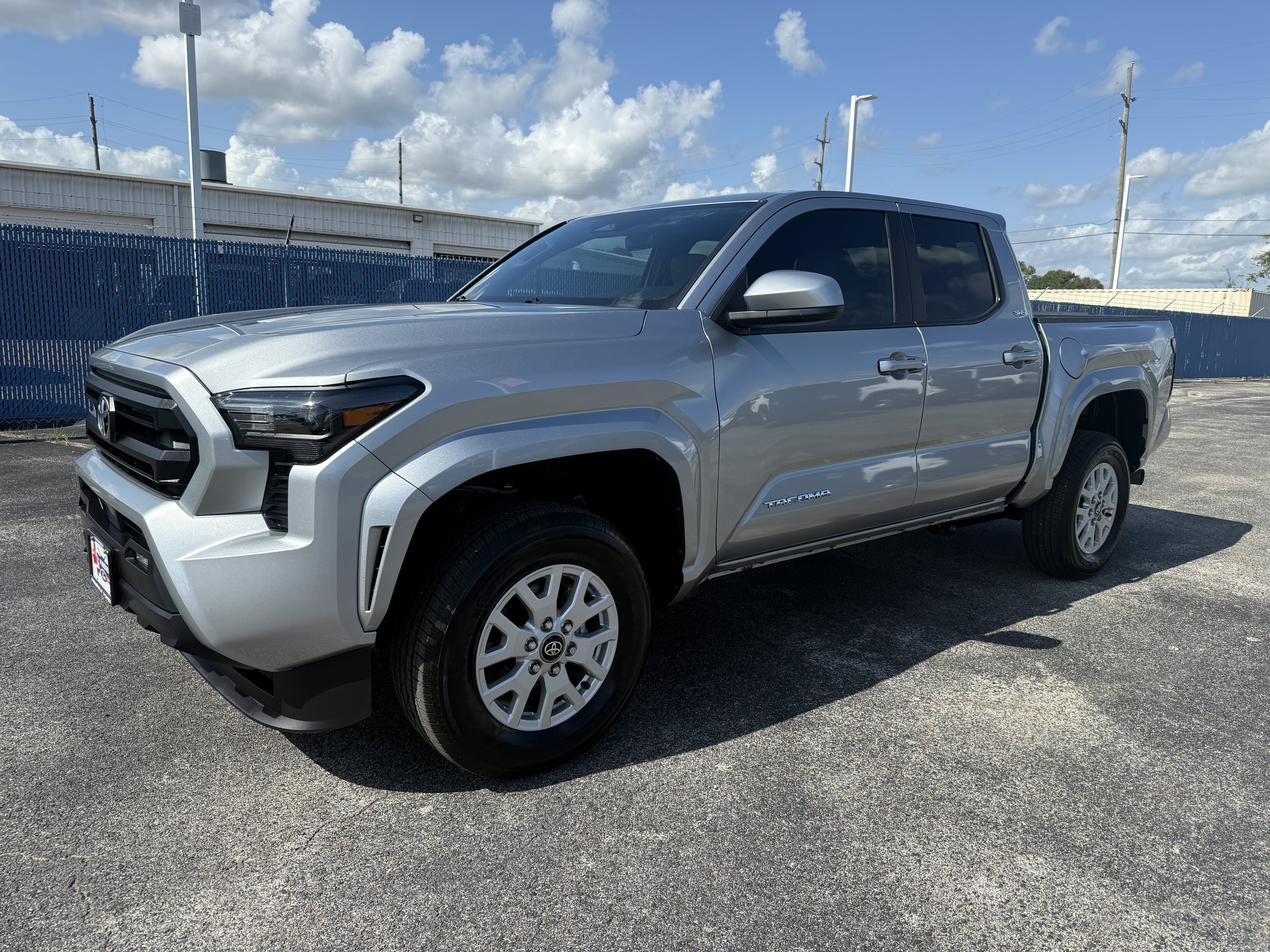Used 2026 Toyota Tacoma SR5 RWD image 7