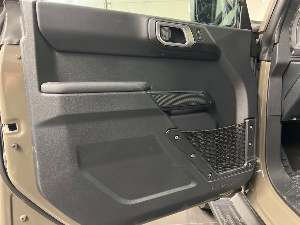 New 2025 Ford Bronco Outer Banks image 31