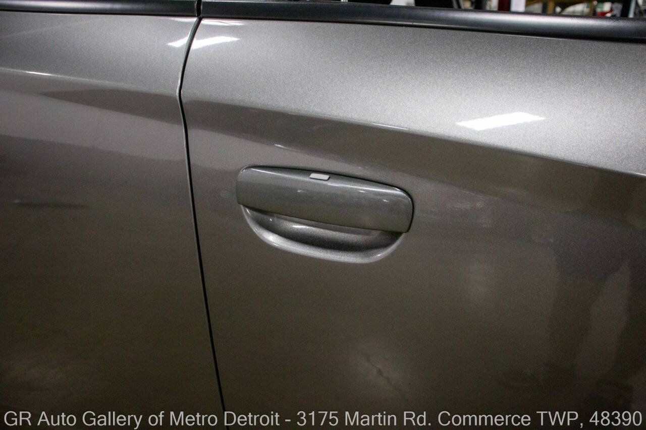 Used 2011 Dodge Charger R/T RWD image 36