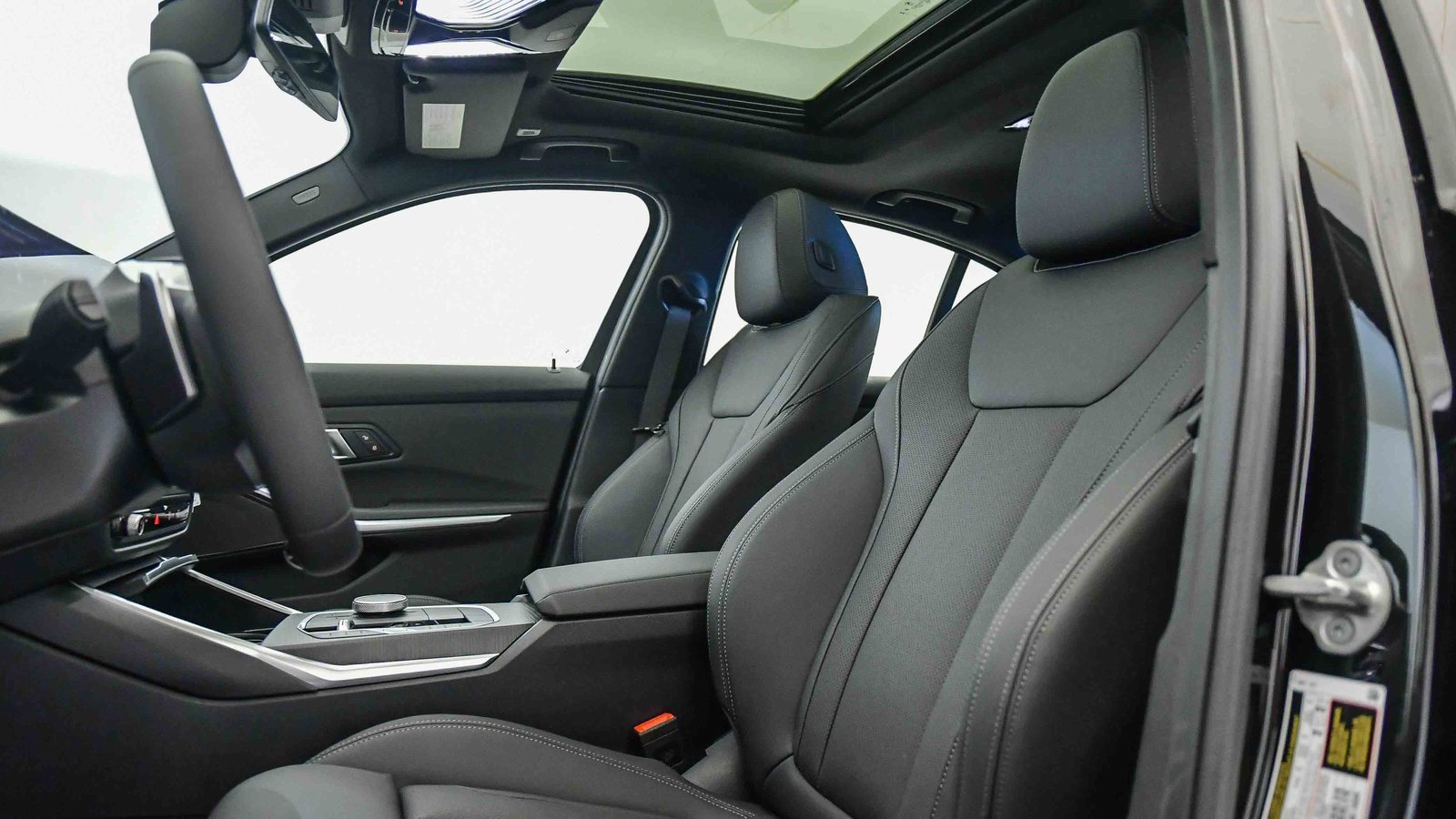 New 2026 BMW 330i Sedan w/ Premium Package image 18