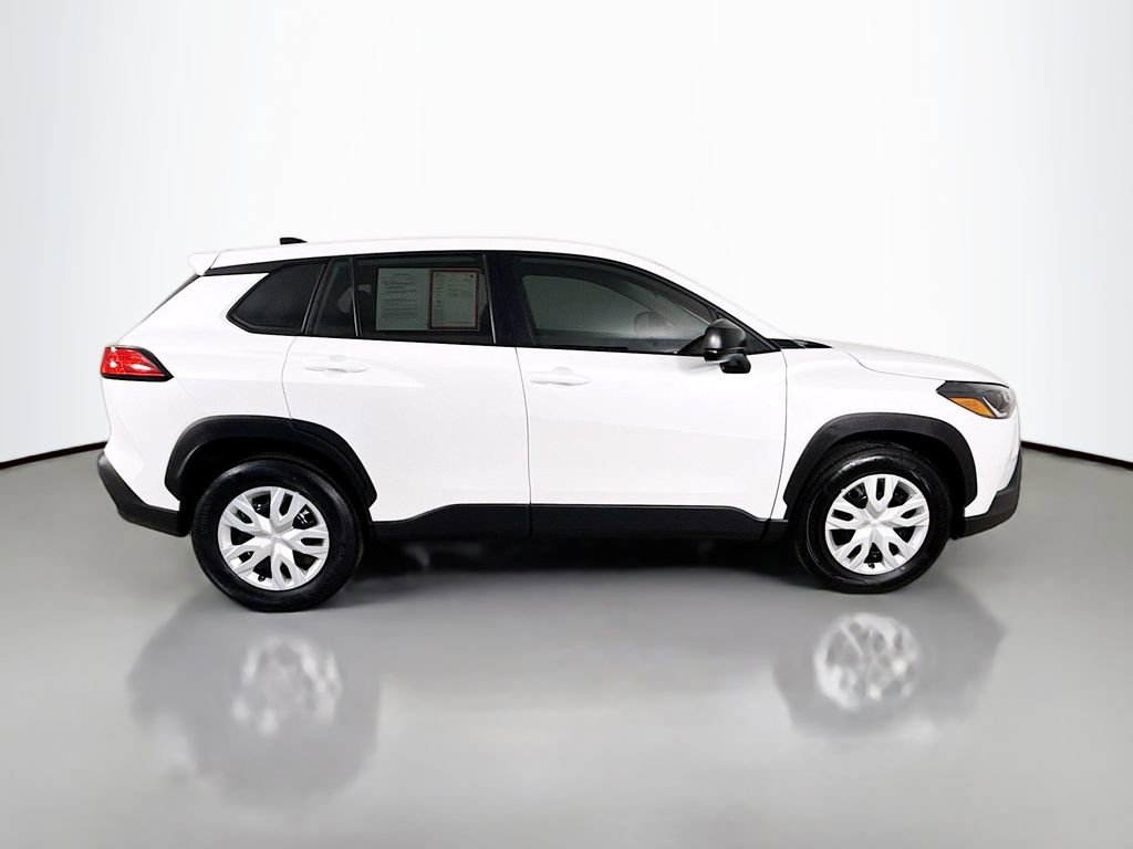 Certified 2024 Toyota Corolla Cross L image 9