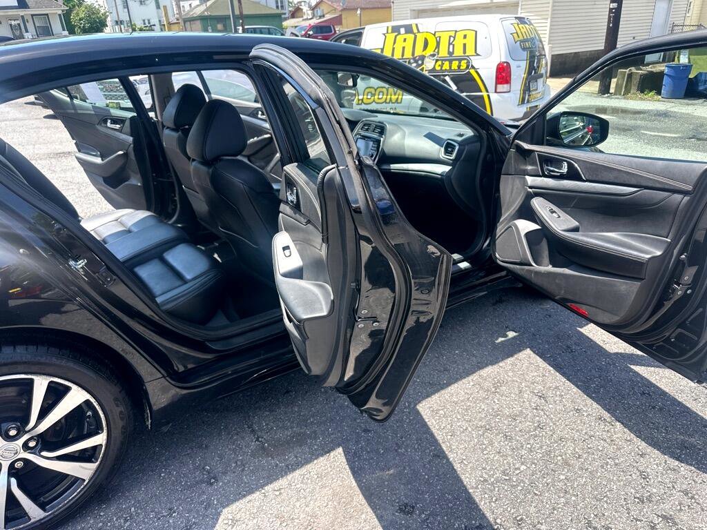 Used 2018 Nissan Maxima 3.5 SV image 28