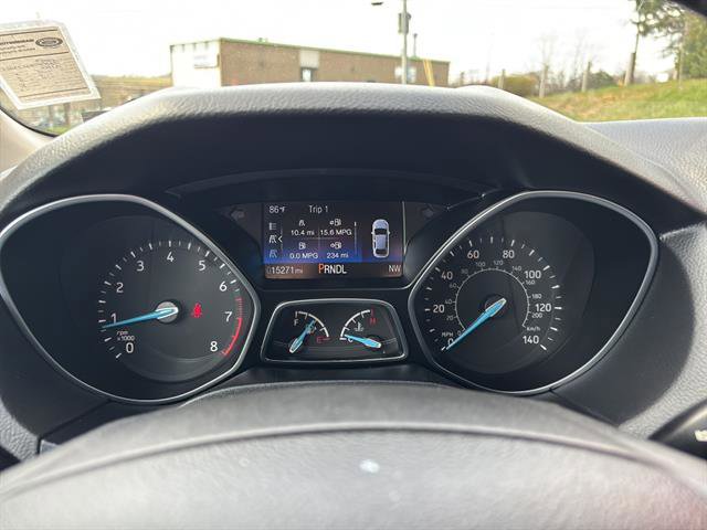 Used 2017 Ford Focus SE w/ Cold Weather Package image 24