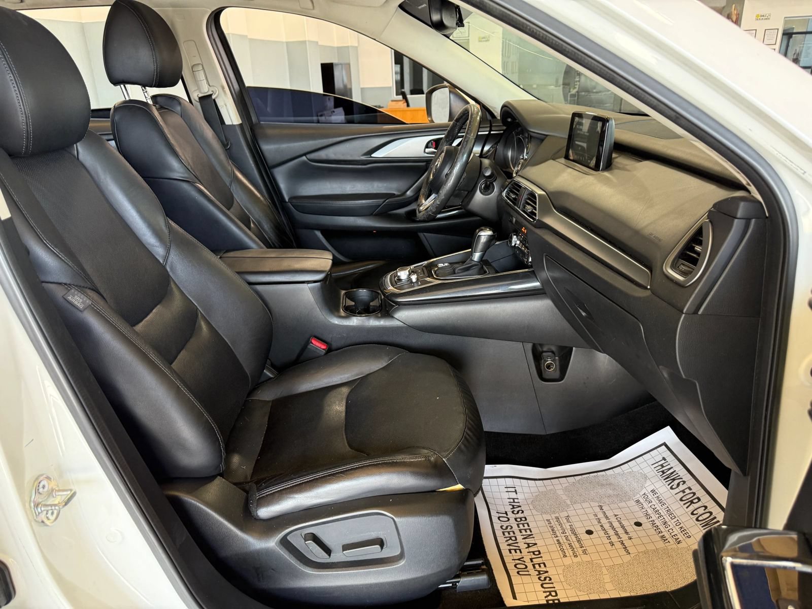 Used 2017 MAZDA CX-9 Touring FWD image 11