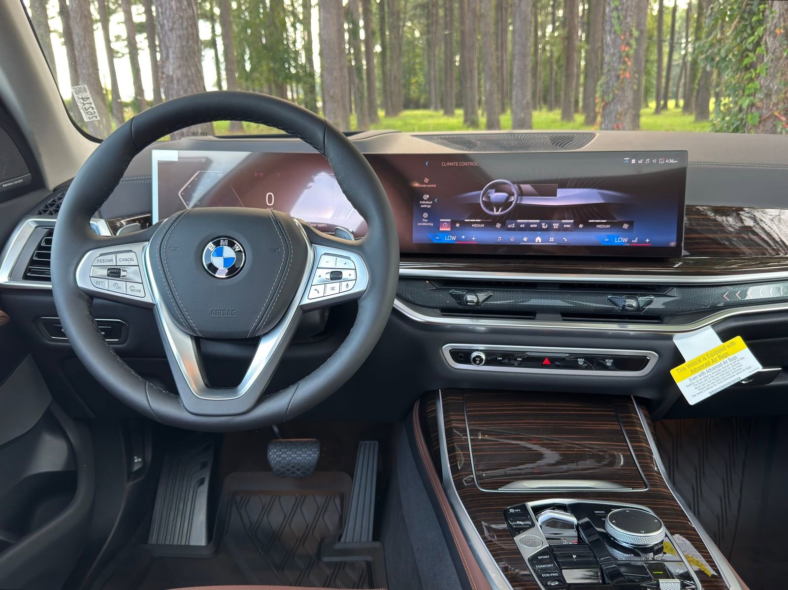New 2026 BMW X7 xDrive40i image 3