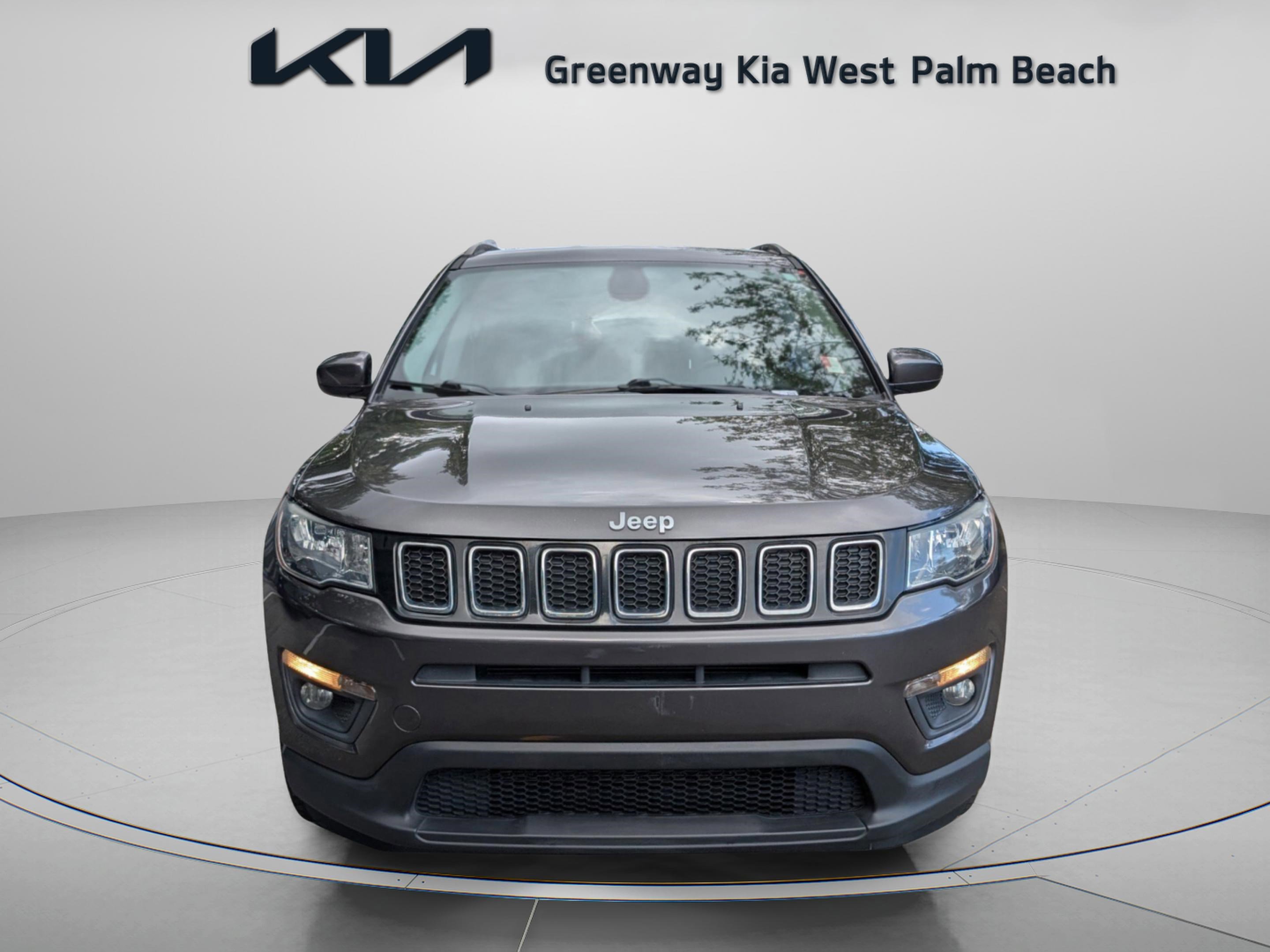 Used 2019 Jeep Compass Latitude image 5
