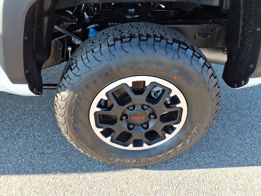 New 2026 Toyota Tacoma TRD Off-Road image 8