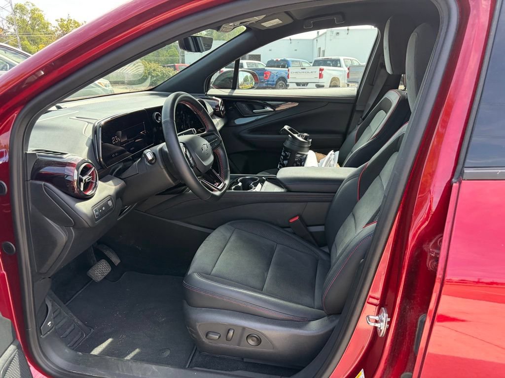 Used 2024 Chevrolet Blazer EV RS AWD/4WD image 11