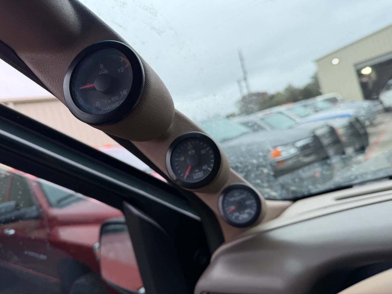 Used 2001 Ford F350 Lariat image 24