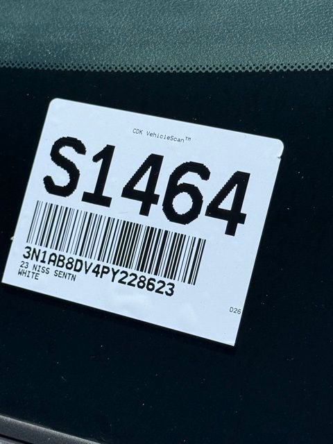 Used 2023 Nissan Sentra SR w/ SR Premium Package FWD image 32