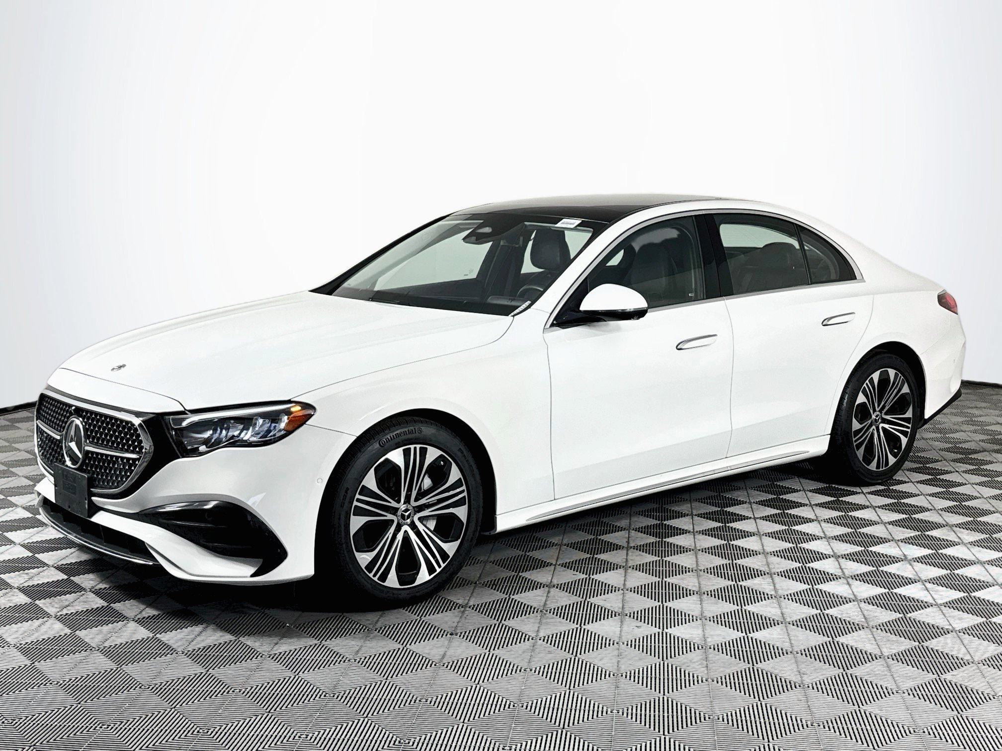 Used 2024 Mercedes-Benz E 350 4MATIC Sedan w/ Winter Package image 4