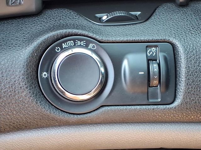 Used 2013 Chevrolet Malibu Eco w/ Power Convenience Package image 25