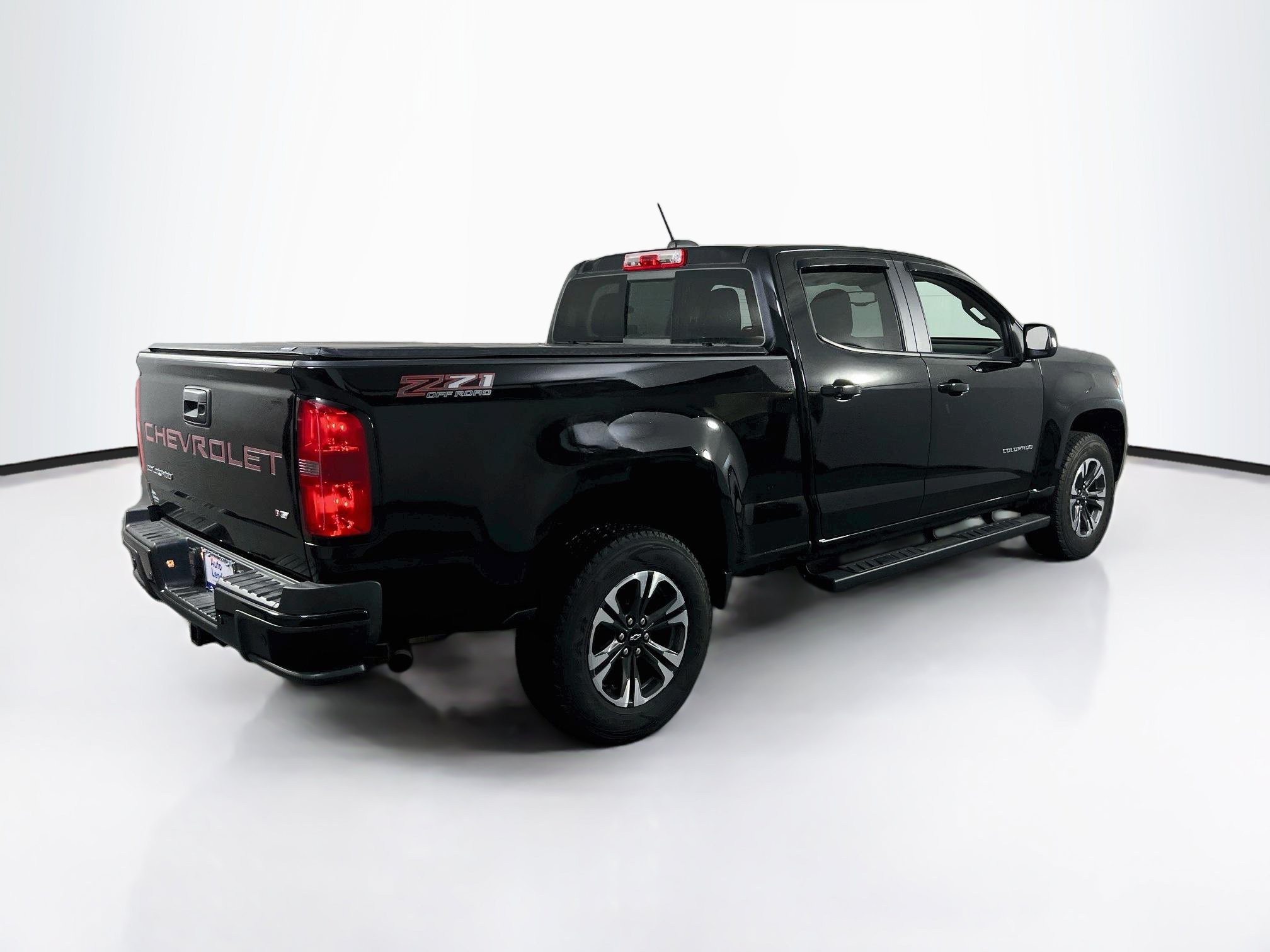 Used 2021 Chevrolet Colorado Z71 AWD/4WD image 5