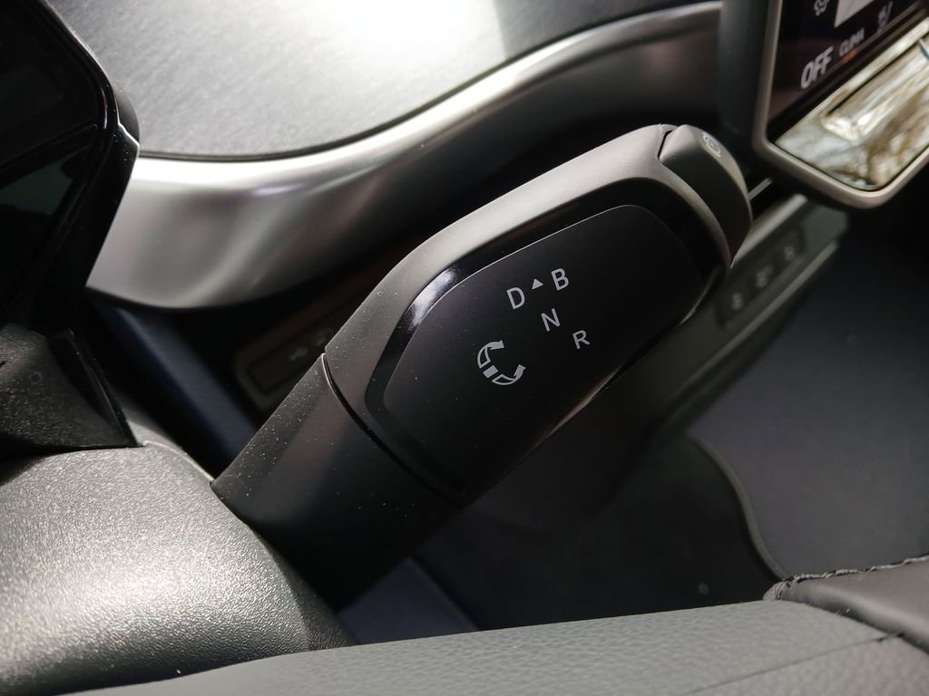 New 2025 Volkswagen ID. Buzz Pro S Plus image 24