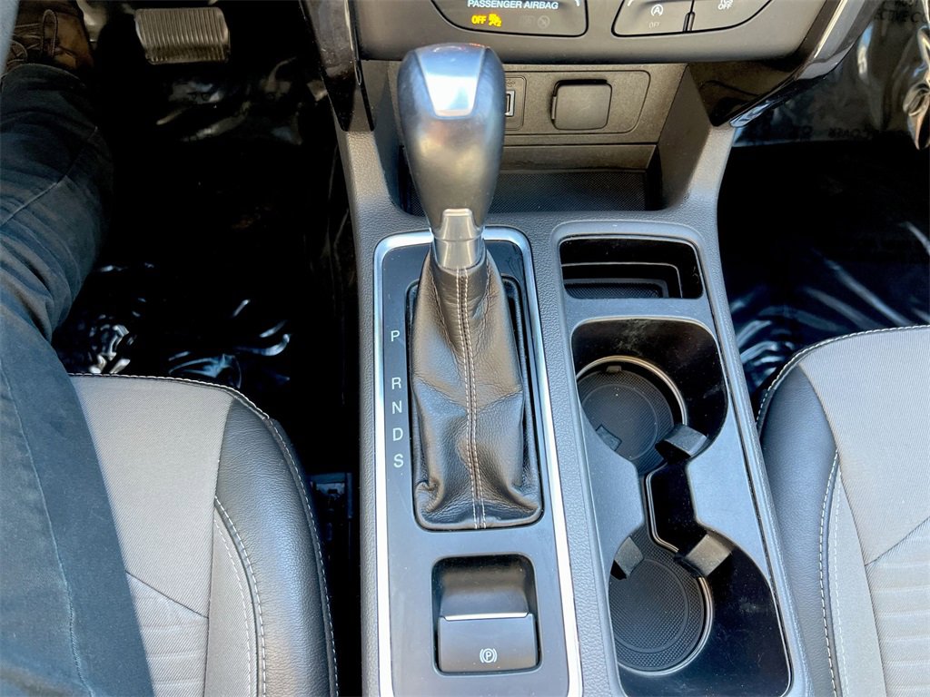 Used 2017 Ford Escape Titanium image 14