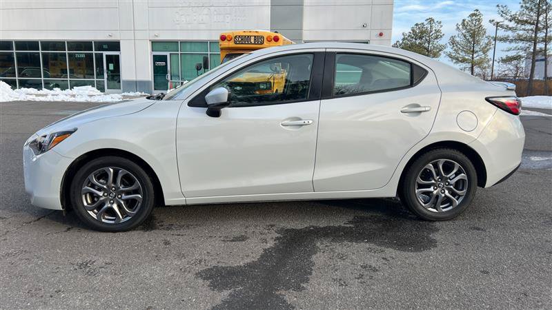 Used 2019 Toyota Yaris LE FWD image 6