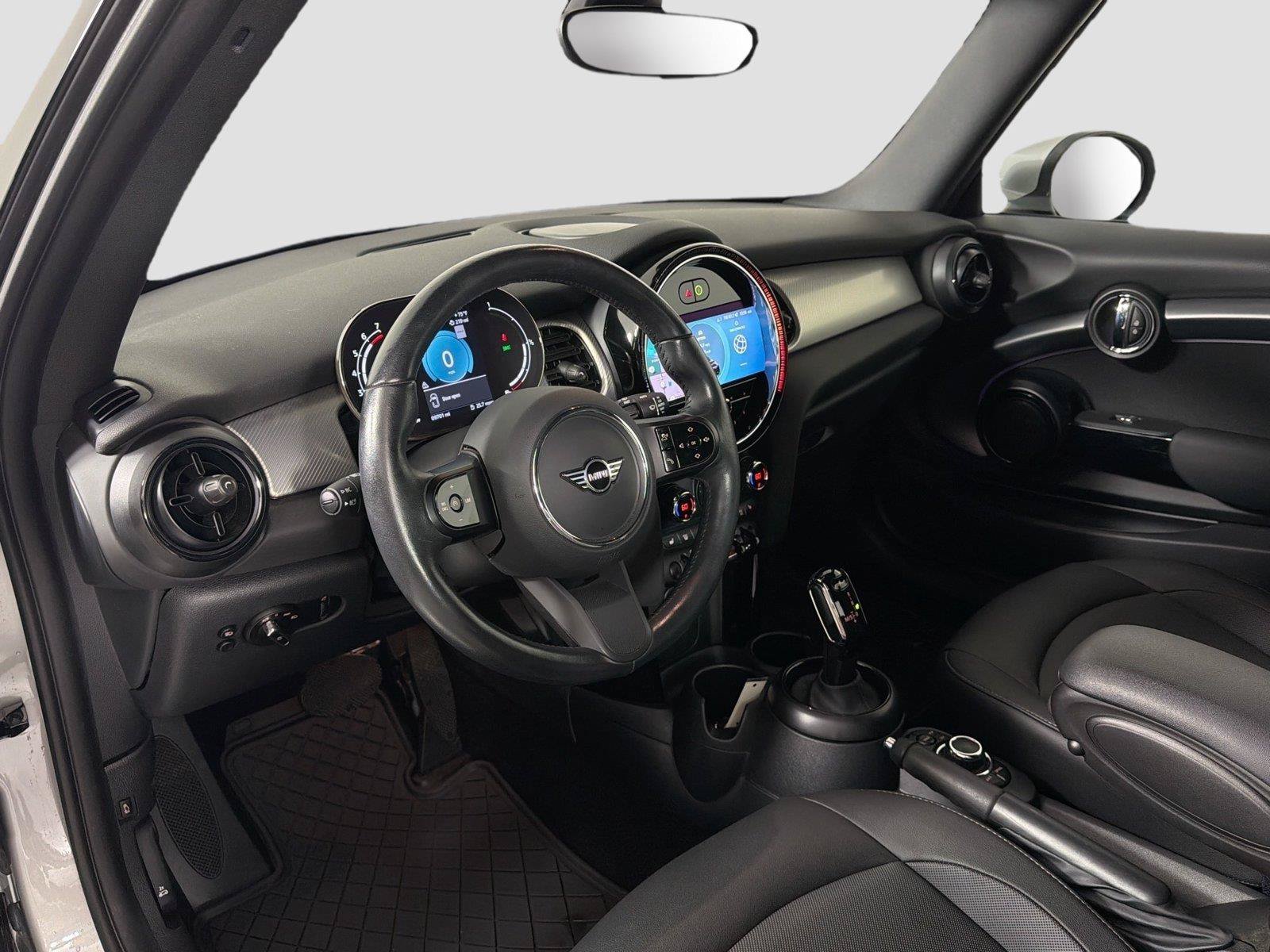 Used 2024 MINI Cooper Convertible FWD image 9