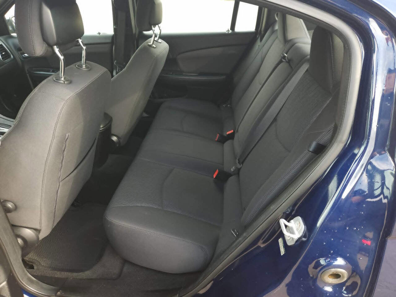 Used 2013 Chrysler 200 LX FWD image 13