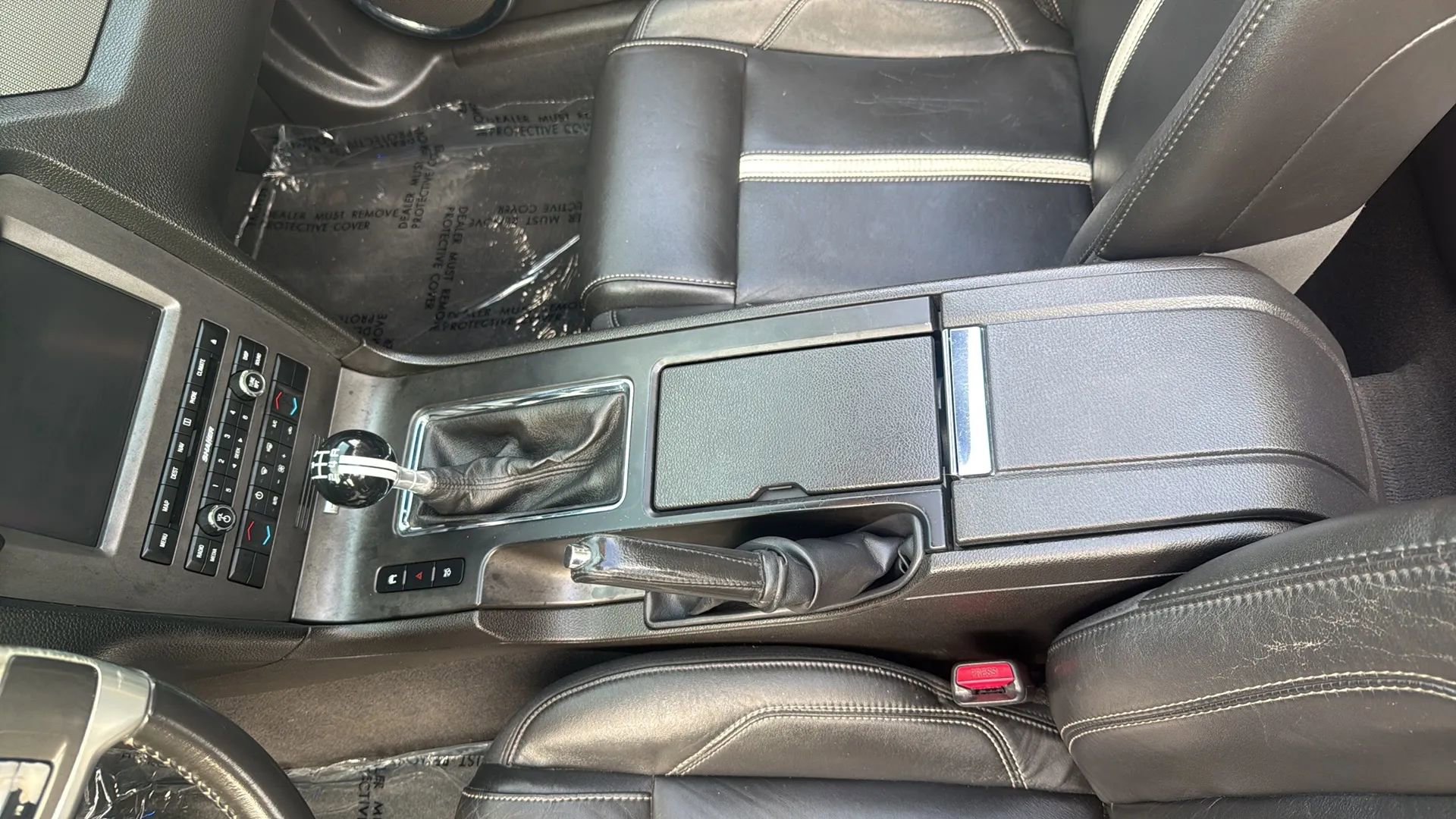 Used 2010 Ford Mustang GT Premium image 19