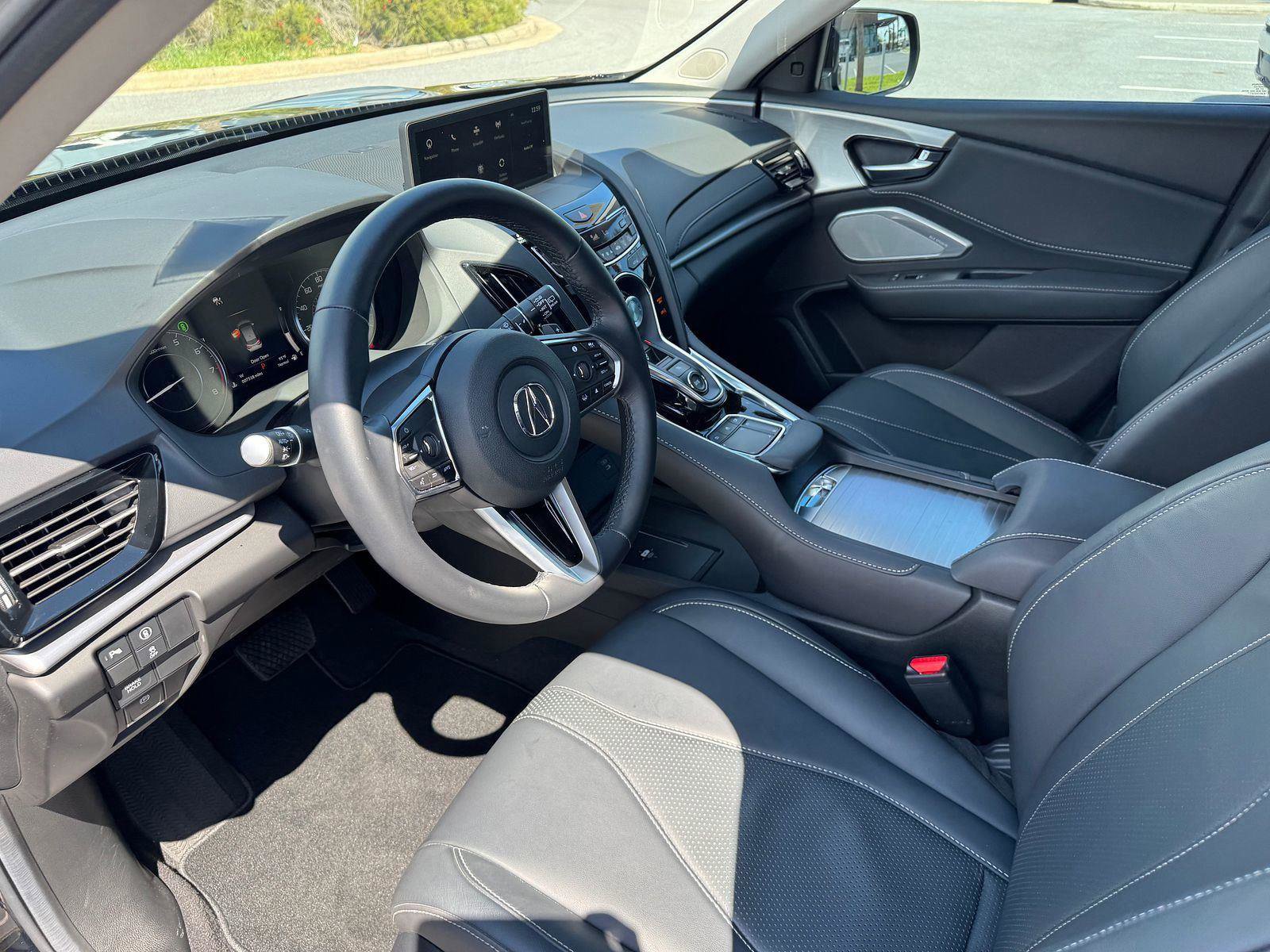 Used 2024 Acura RDX SH-AWD w/ Technology Package image 3