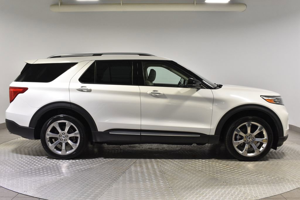 Used 2020 Ford Explorer Platinum w/ Premium Technology Package image 6