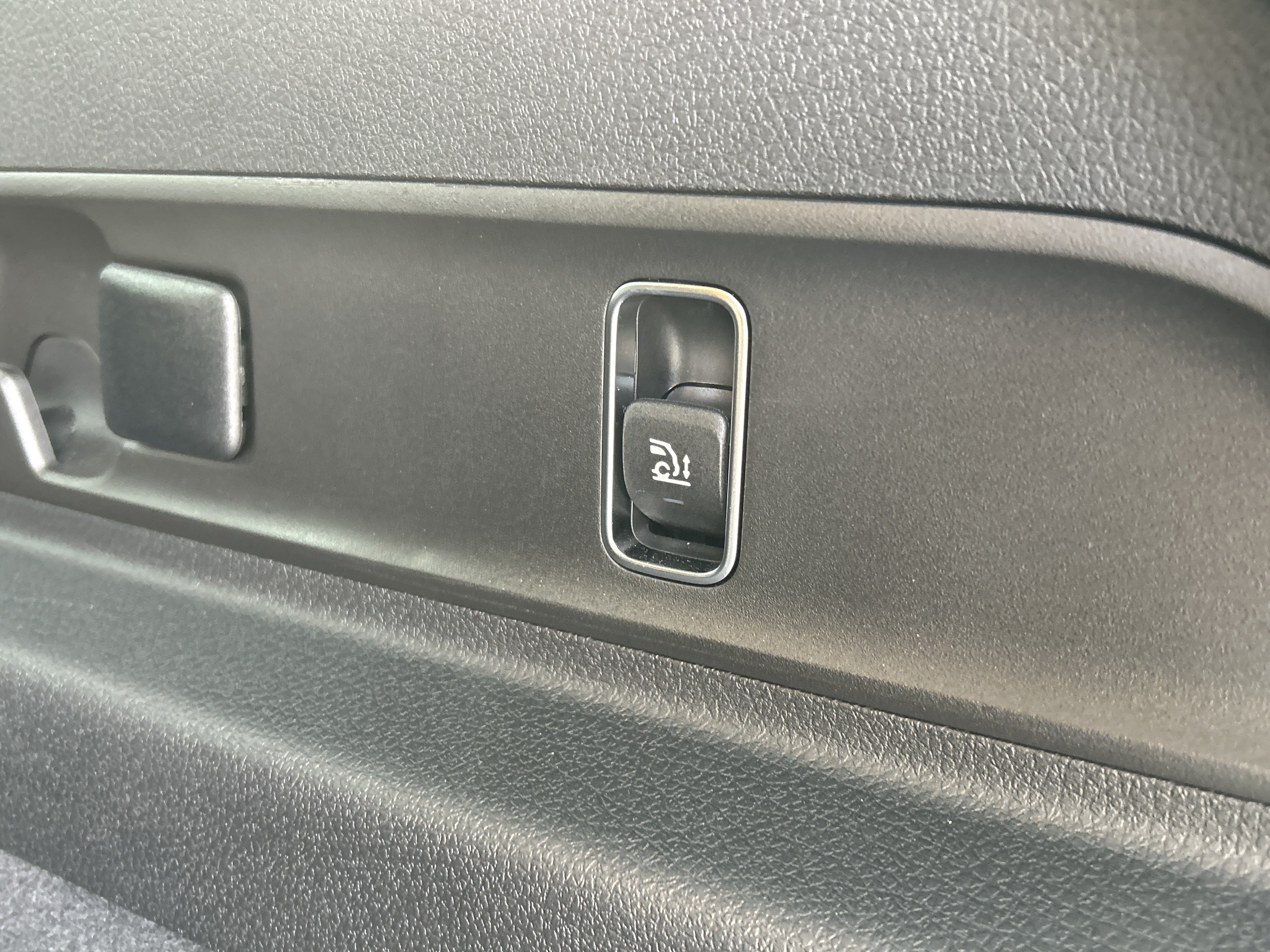 Certified 2025 Mercedes-Benz GLE 580 4MATIC image 14