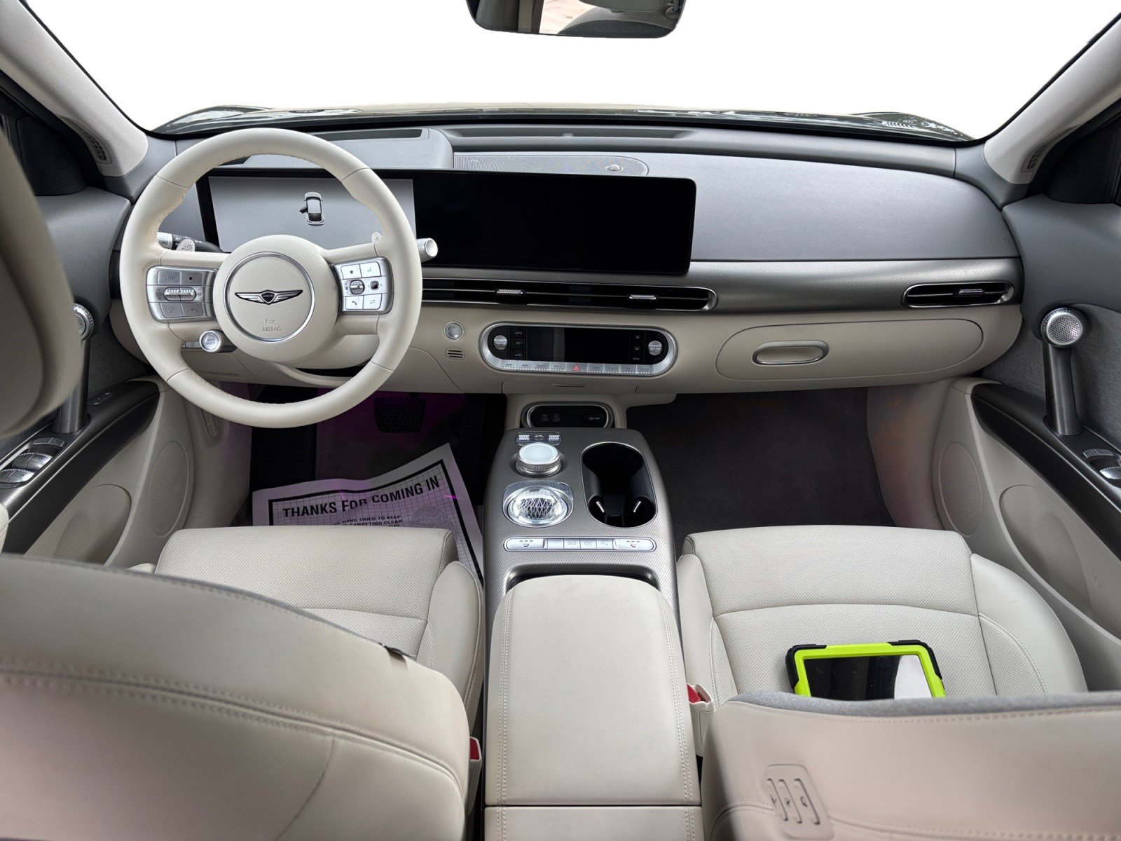 Used 2024 Genesis GV60 RWD image 10