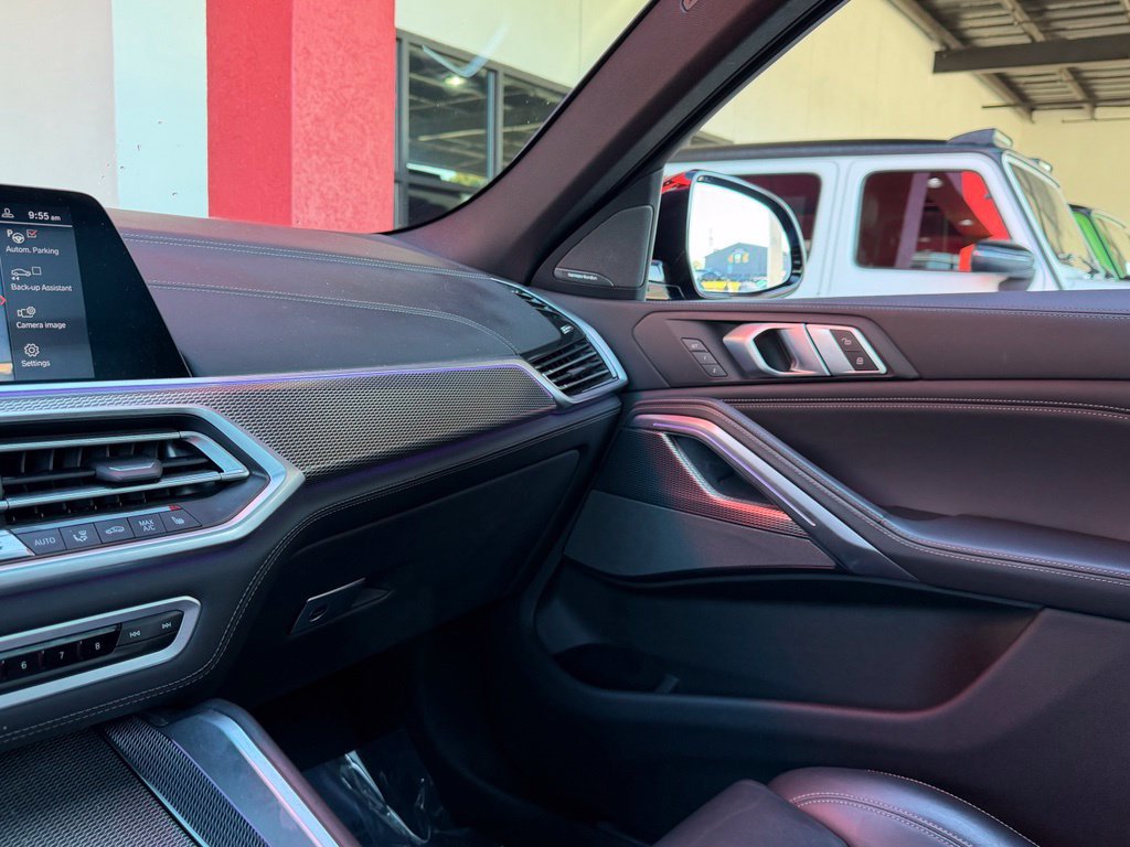 Used 2020 BMW X6 M50i w/ Premium Package AWD/4WD image 35