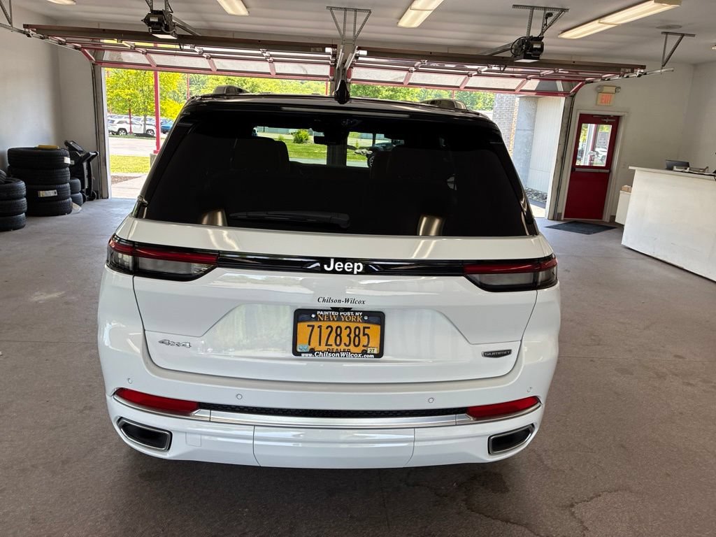 Certified 2024 Jeep Grand Cherokee Summit w/ Adv Protech Group IV AWD/4WD image 18