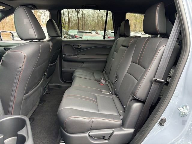 Used 2025 Honda Passport TrailSport image 15