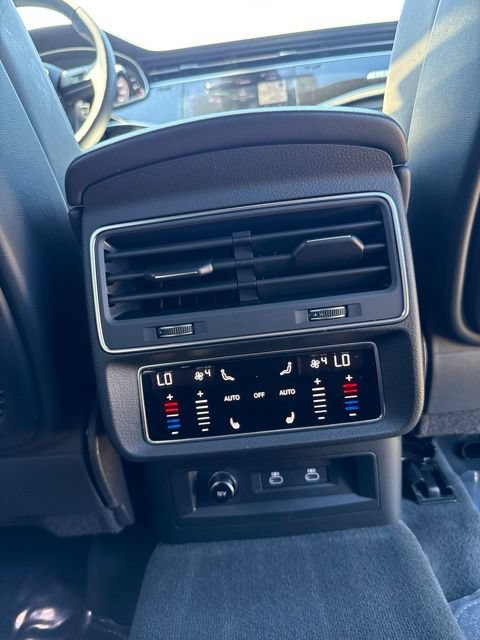 Used 2022 Audi SQ8 Prestige w/ Prestige Package AWD/4WD image 50