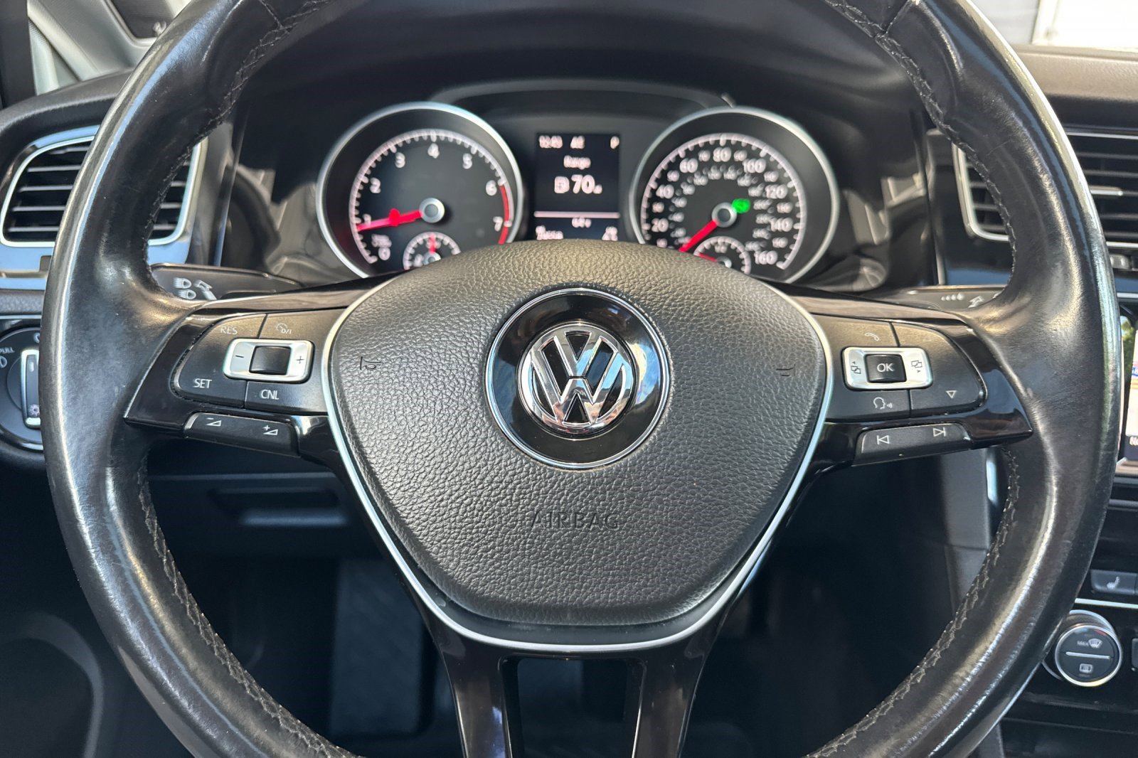 Used 2015 Volkswagen Golf SEL w/ Lighting Package (SEL) FWD image 30