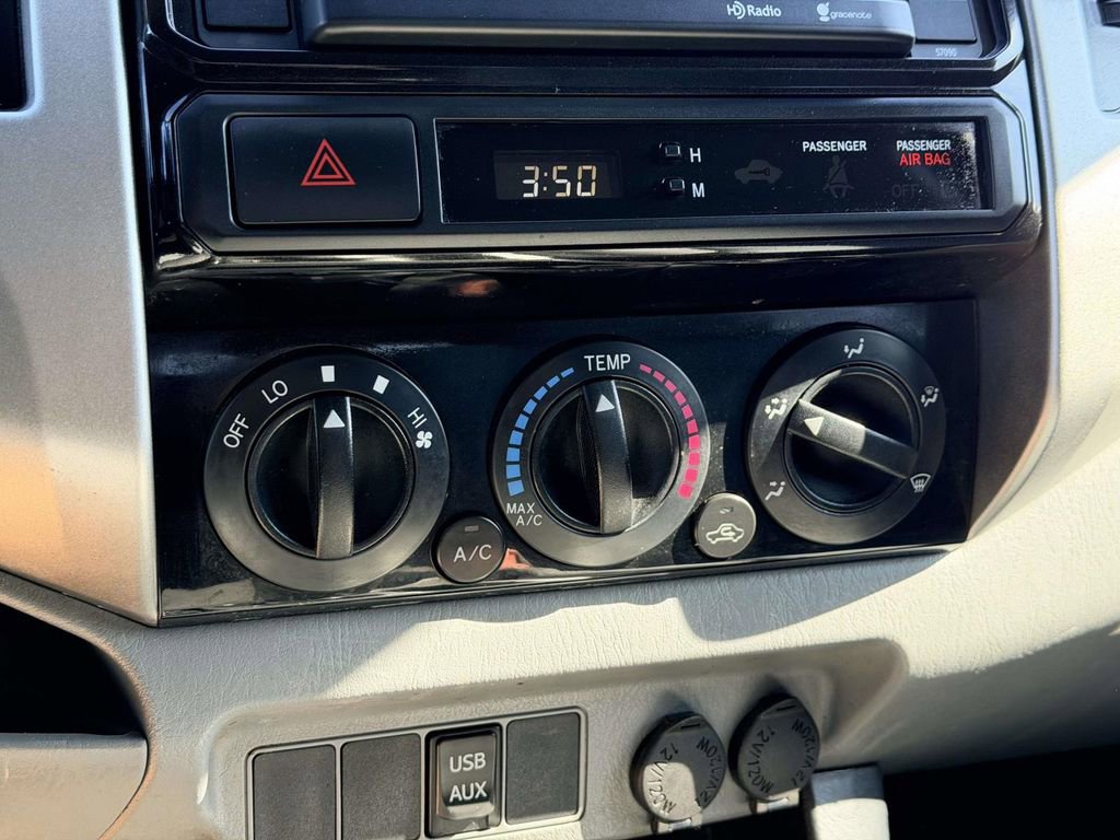 Used 2014 Toyota Tacoma PreRunner w/ TRD Sport Package image 5