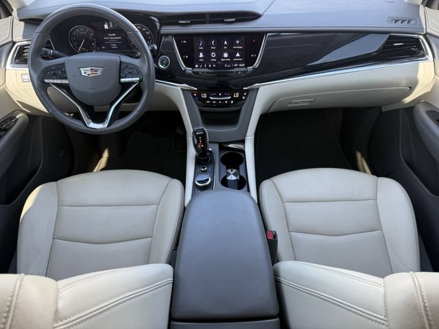 Used 2024 Cadillac XT6 Premium Luxury FWD image 11