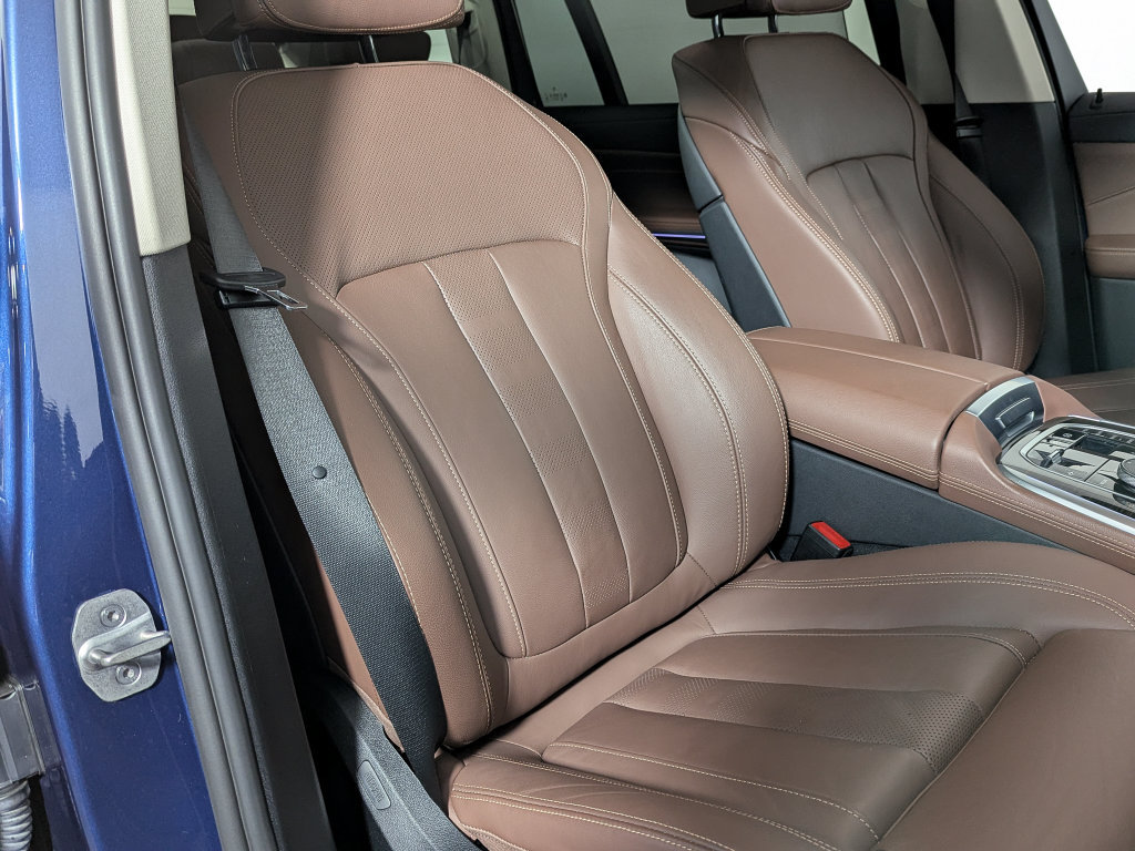 Used 2021 BMW X7 xDrive40i w/ Premium Package AWD/4WD image 26